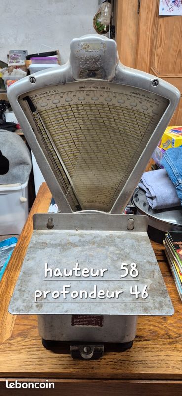 Ancienne balance Testud (image 1)