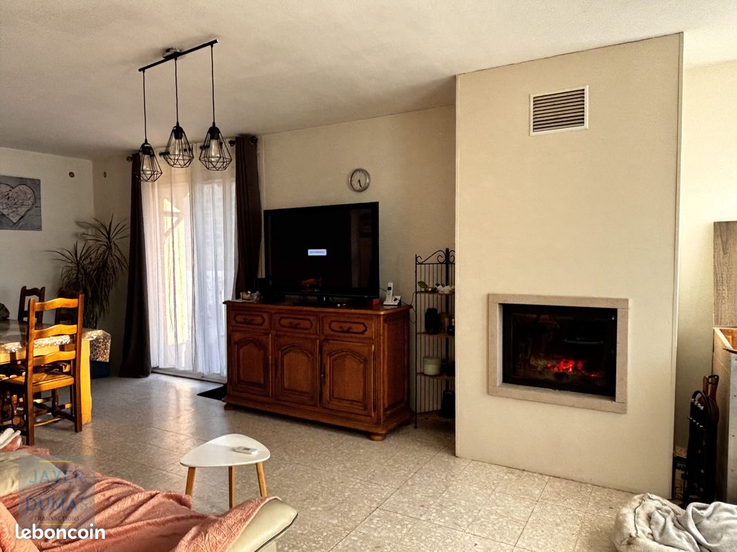 Maison 6 pièces 154 m² · à Épervans · 154 m² · 179 000 €