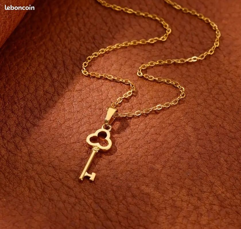 Collier Cœur Plaqué Or 750/000 Avec Chaîne - Bijou Romantique Neuf Avec étiquettes
