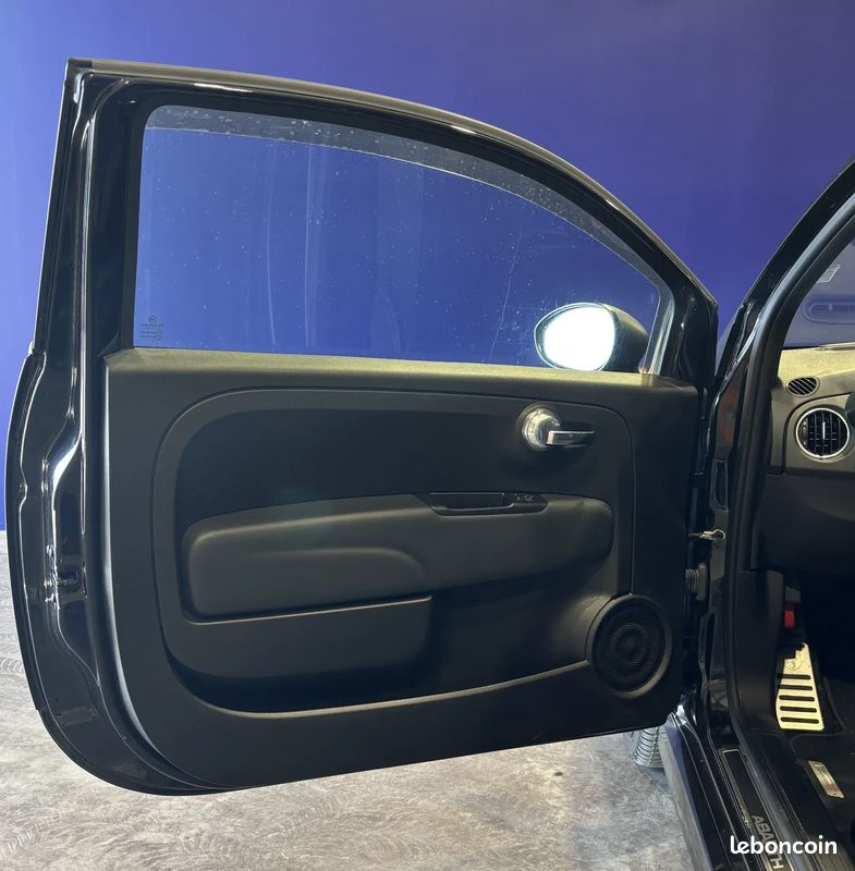 Abarth 500 1.4 Turbo T-Jet 180ch 595 Competizione BVA - Origine France / CarPlay / Suivi complet Fiat / Audio Beats / Toit Ouvrant (image 18)