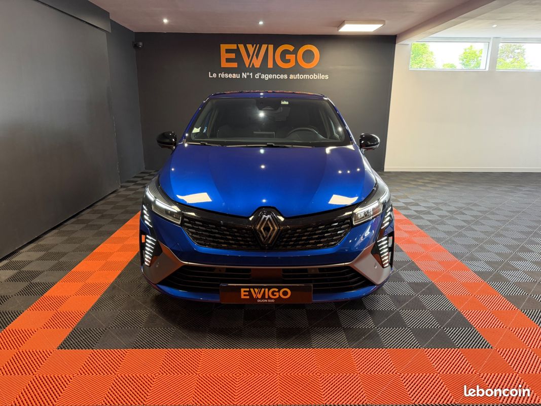 RENAULT CLIO 1.6 E-TECH 145 FULL-HYBRID ESPRIT ALPINE BVA + BOSE + CAMÉRa 360° (image 5)