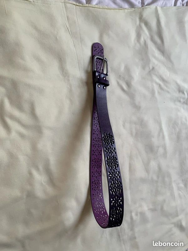Ceinture ajourée fleurie bicolore violet/prune 95cm — neuve (image 3)