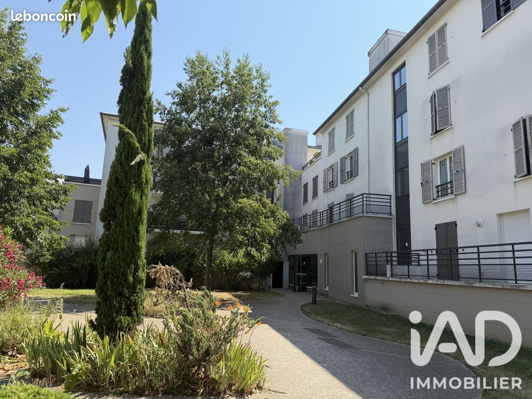 Appartement 3 pièces 65 m² · à Villeneuve-le-Roi · 65 m² · 225 000 €