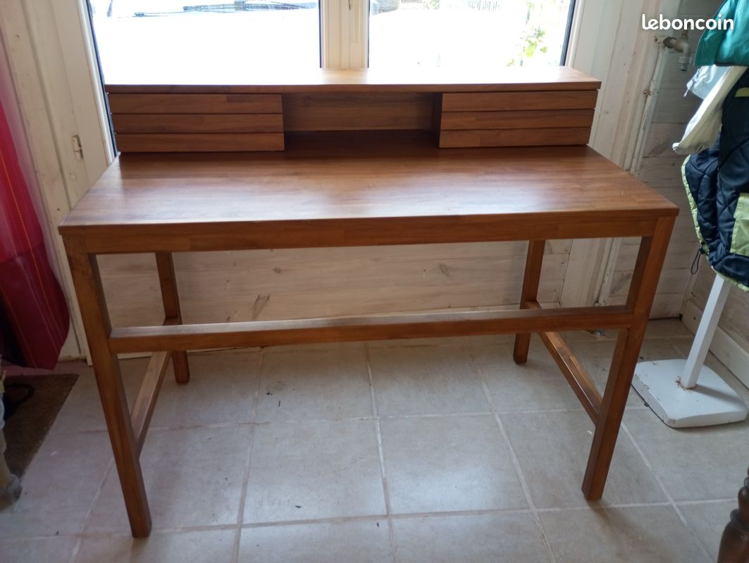 Vend bureau en bois (image 2)