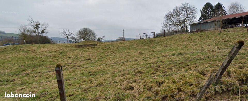 Terrain 2 130 m² Pierrecourt · 36 000 €