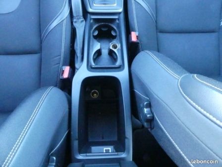Volvo V40 D2 120CH MOMENTUM BUSINESS GEARTRONIC (image 26)