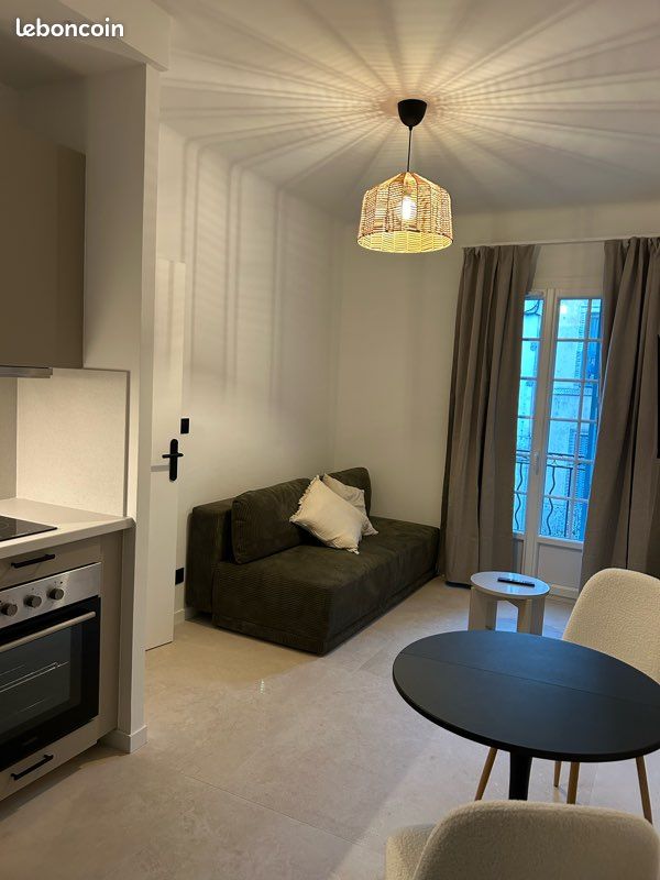 Appartement 2 pièce(s) 31 m²à louer Aubagne