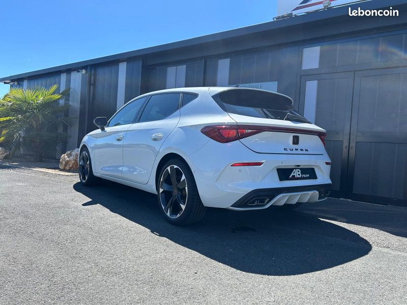 Cupra LEON 1.5 ETSI 150CH V DSG7 (image 9)
