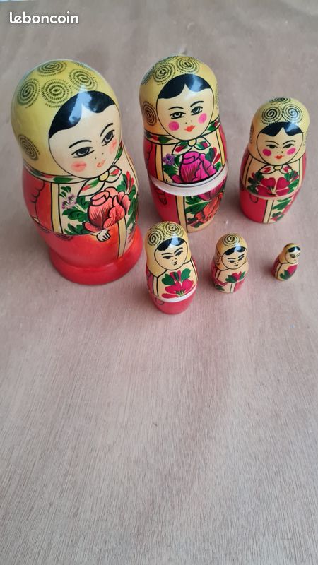 Lot De 5 Poupées Russes Gigognes En Bois – Fleurs Rouges Et Roses, Peintes à La Main, Jouet Empilable Pour Chambre D'enfant – Cadeau Anniversaire Filles