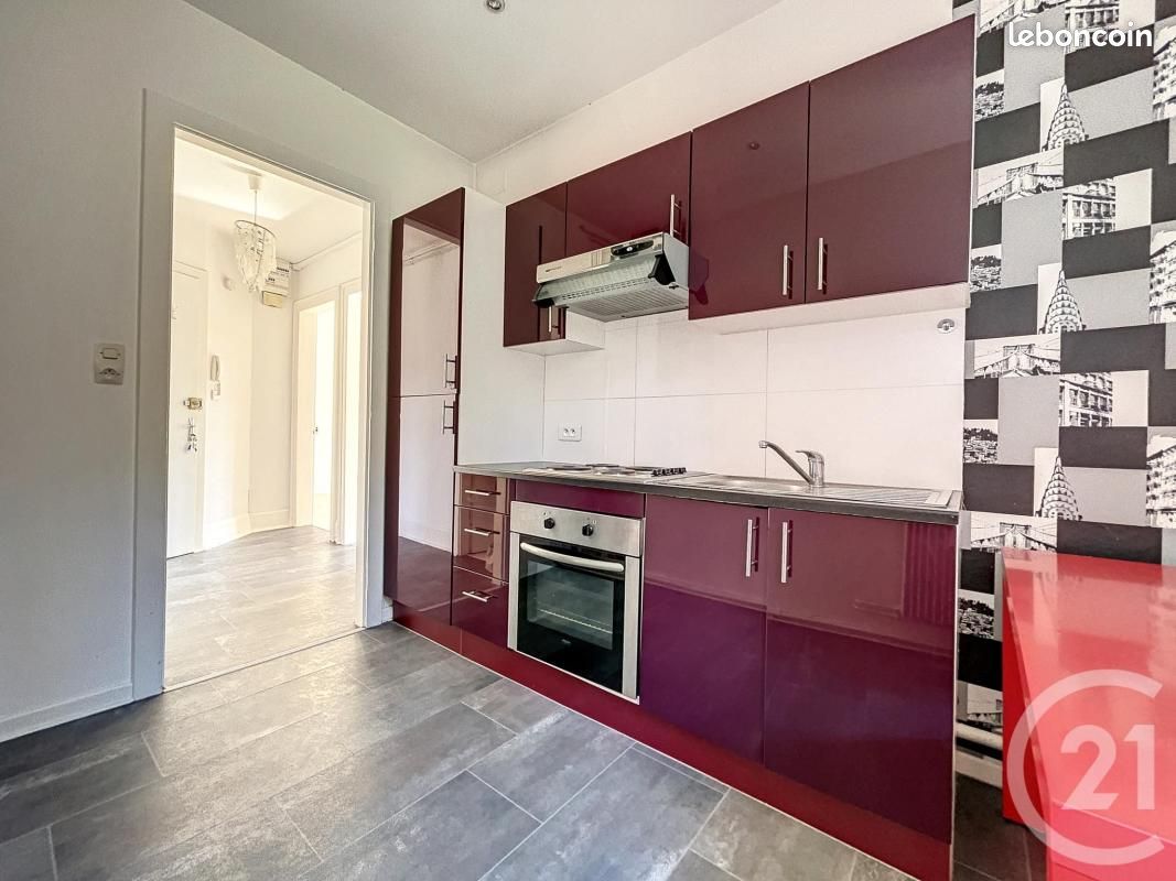 Appartement 2 pièces 54 m² · à Belfort · 54 m² · 530 €