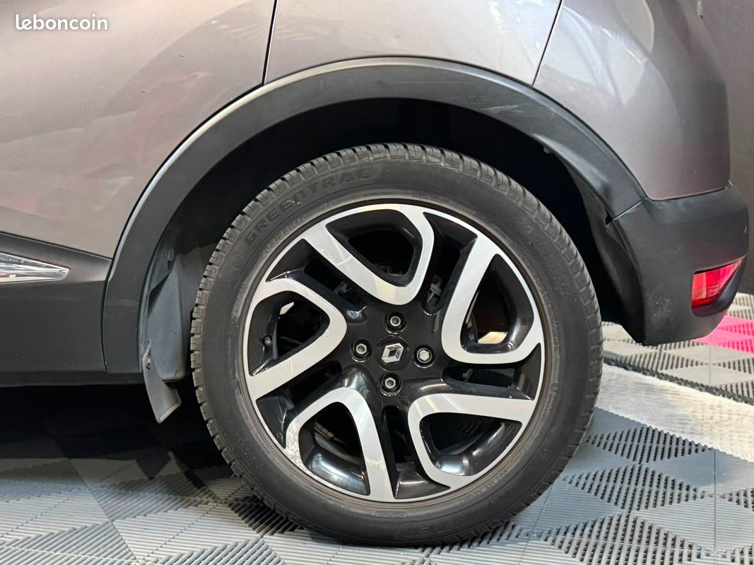 RENAULT CAPTUR TCe 120 SL Helly Hansen EDC (image 40)