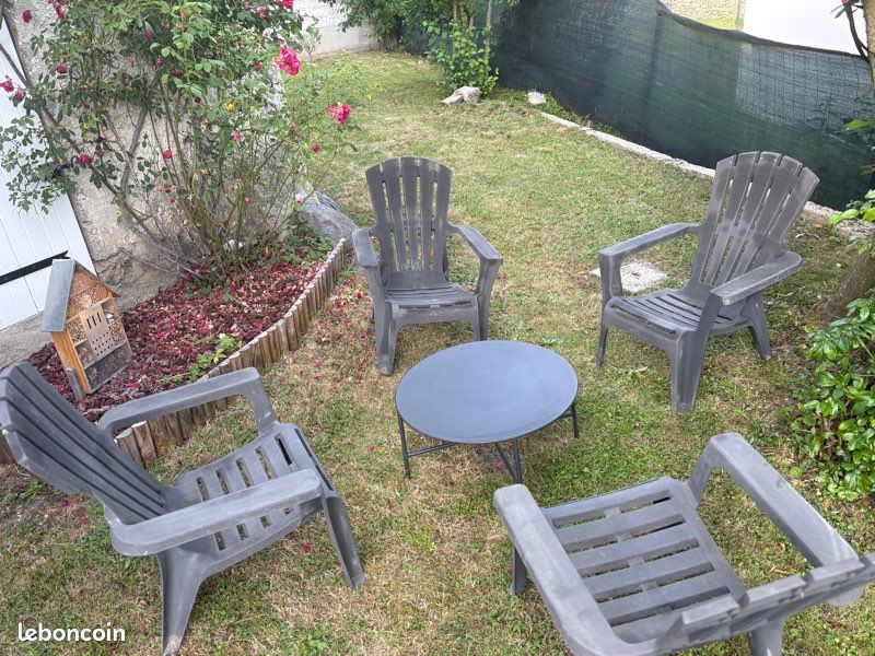 Salon jardin gris (image 1)