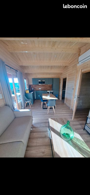 Chalet en plein milieu du maquis (image 3)