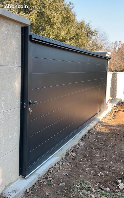 Portail alu coulissant moderne – Grande largeur 6m (image 4)