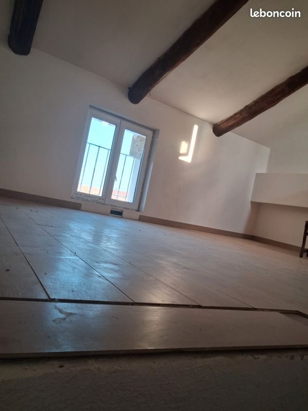 Maison 3 pièces 66 m² · à Courthézon · 66 m² · 86 000 €