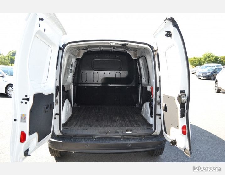 Renault KANGOO II 1.5 BLUE DCI 95CH BUSINESS (image 9)