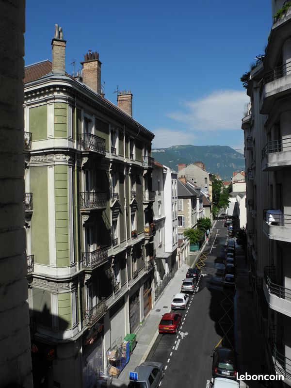 Appartement 2 pièces 35 m² · à Grenoble · 35 m² · 670 €