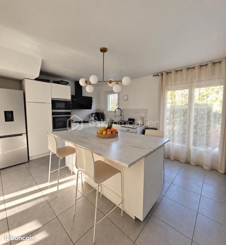 Maison 5 pièces 95 m² · à Claye-Souilly · 95 m² · 329 000 €