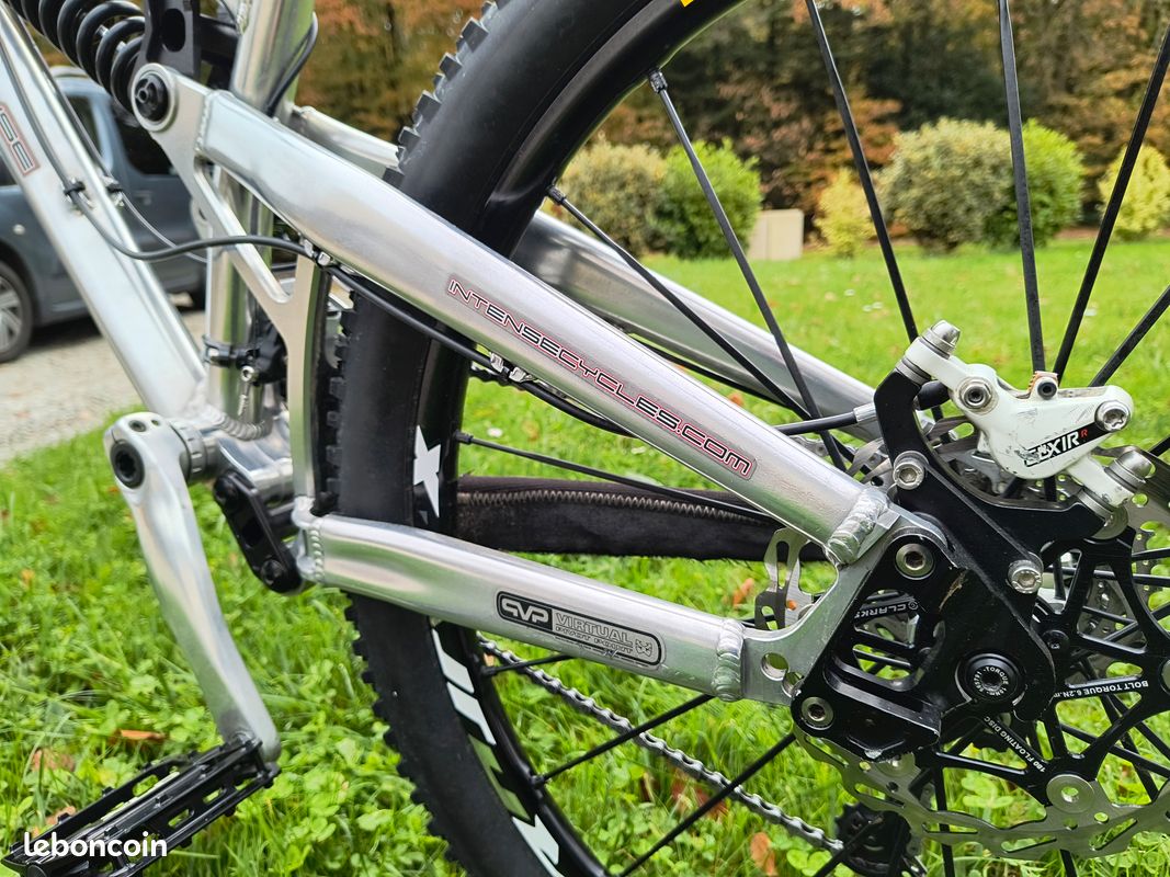 Vtt Intense Uzzi VP taille L (image 8)