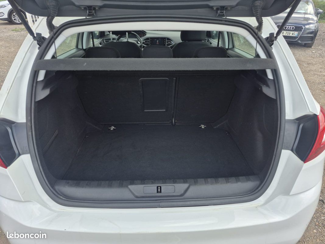 PEUGEOT 308 II 1.6 BLUEHDI 100CH S&S GPS Jantes clim super etat (image 9)