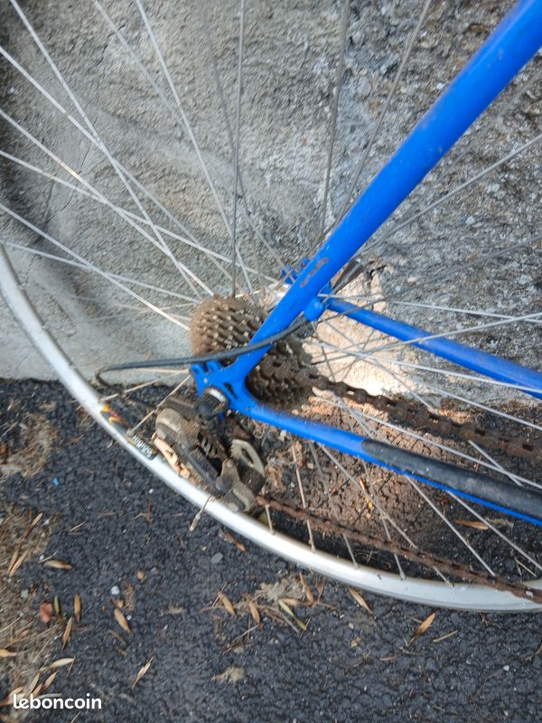 Vélo Peugeot (image 1)