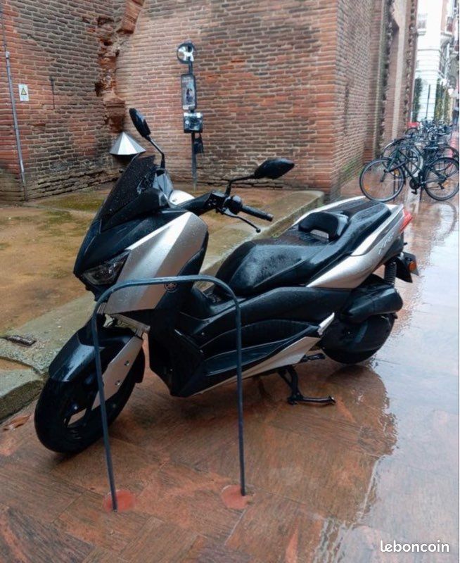 Xmax (image 1)