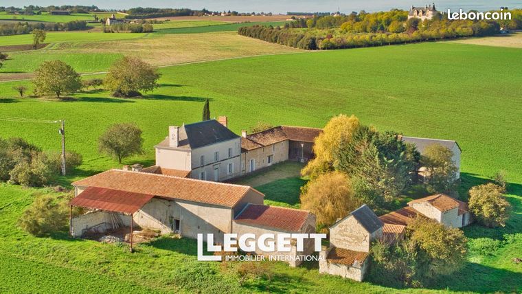 Maison 4 pièces 215 m²