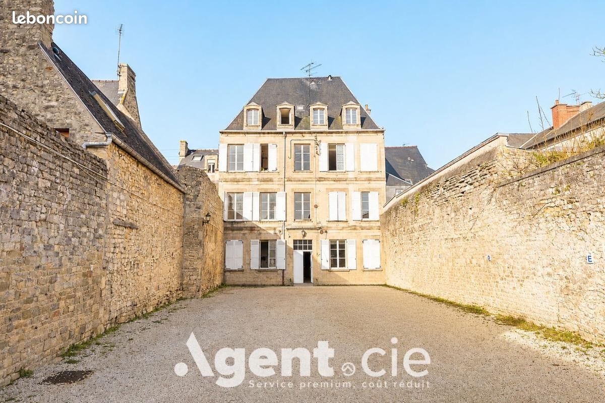 Local commercial 414 m² · à Bayeux · 414 m² · 675 350 €