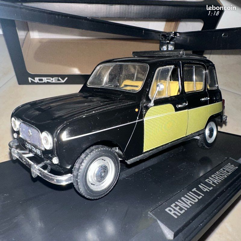 RENAULT 4 L de 1966 Bleu Français Voiture de Collection NOREV 1/18 R4 4L