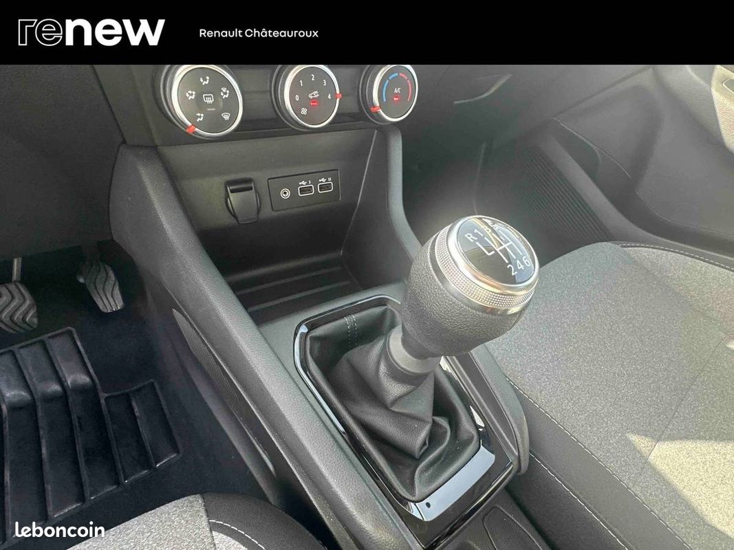 RENAULT Clio TCe 100 GPL Evolution (image 22)