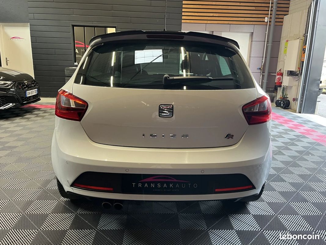 SEAT IBIZA 1.0 TSI 110 FR - CUIR ALCANTARA - TOIT OUVRANT - GPS - CLIM Auto - (image 6)