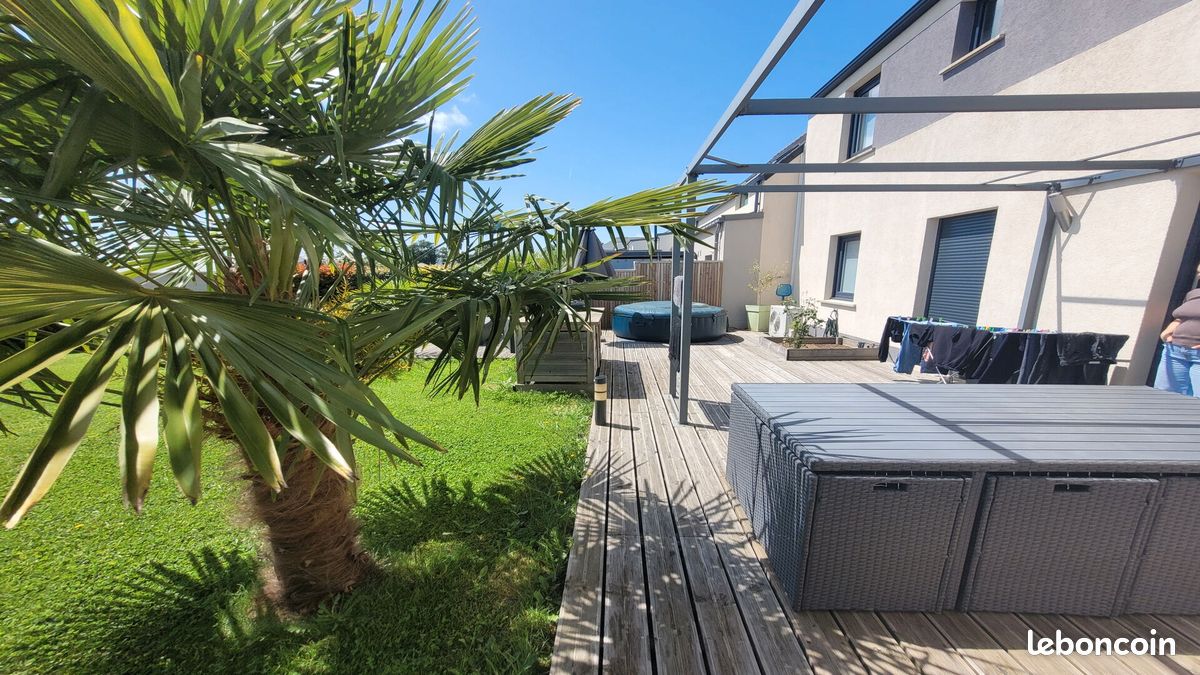 Maison 5 pièces 110 m² · à Saint-Aubin-d'Aubigné · 110 m² · 304 210 €