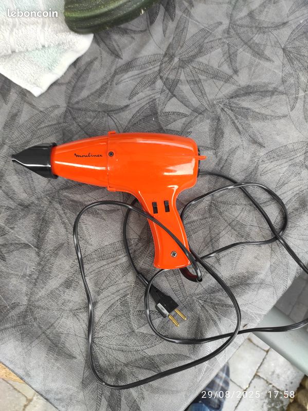 Sèche-cheveux Vintage Moulinex Orange Année 70 - Déco Ou Usage