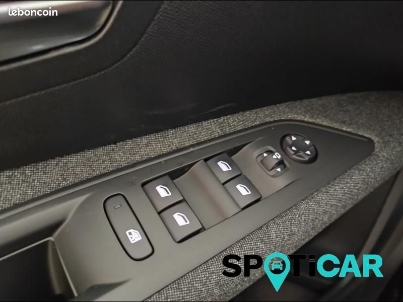 Peugeot 3008 1.2 PureTech 130ch S&S Active Pack EAT8 (image 13)