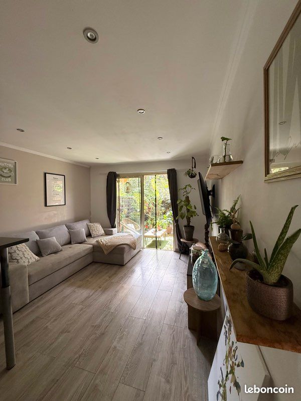 Appartement 1 pièce 25 m² · à Cagnes-sur-Mer · 25 m² · 800 €/mois