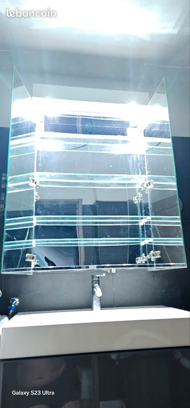 Armoire de salle de bain (image 1)