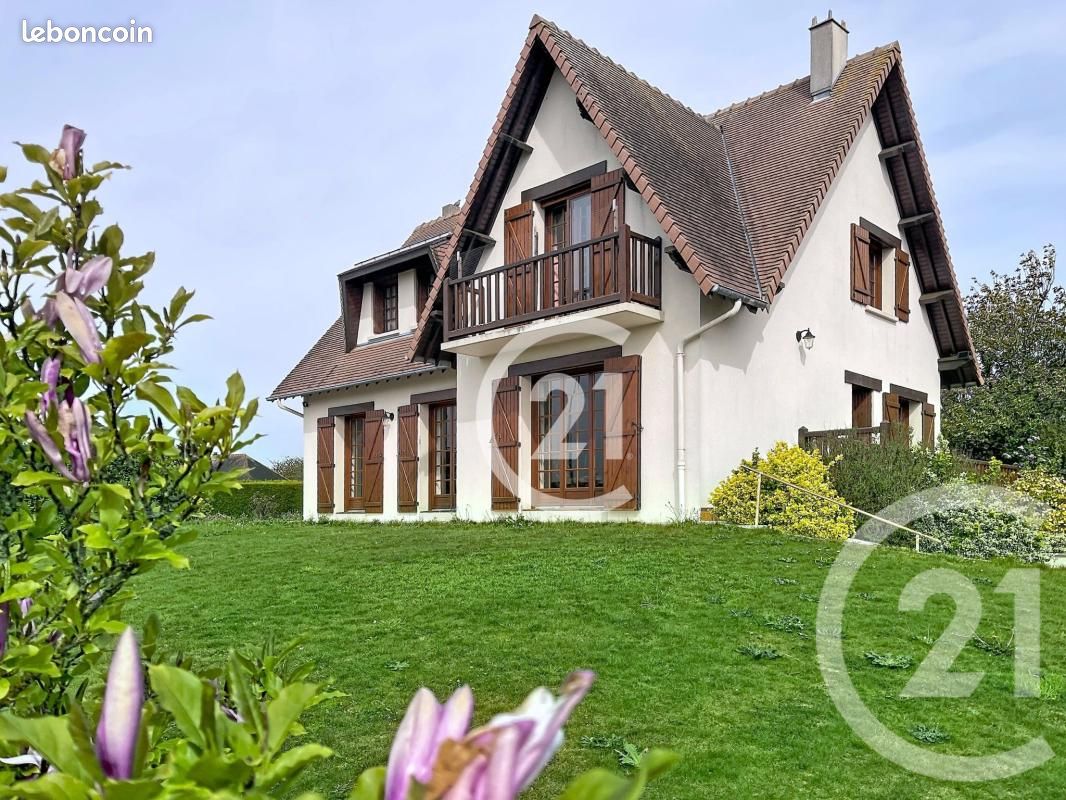 Maison 5 pièces 134 m² · à Villers-Bocage · 134 m² · 254 000 €
