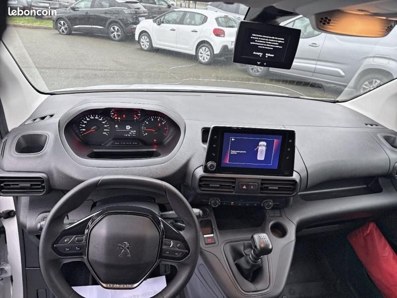 Peugeot Partner M 650kg BlueHDi 100ch S&S Pack Asphalt Connect + Caméra de recul (image 8)