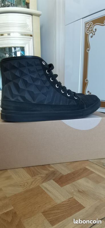 Paire de baskets style *Loubou... (image 1)
