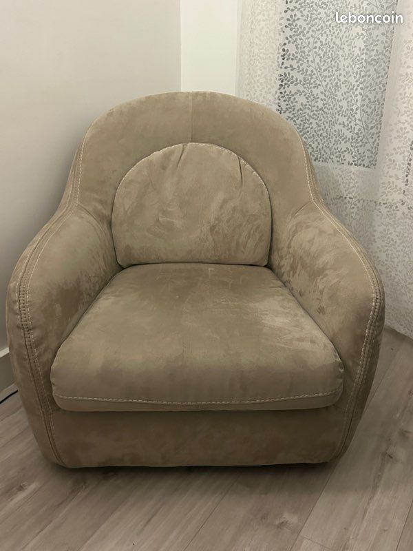 Fauteuil pivotant (image 1)