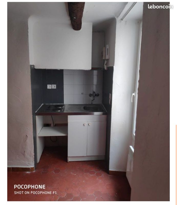 Appartement 2 pièces 30 m² · à Pélissanne · 30 m² · 470 €/mois