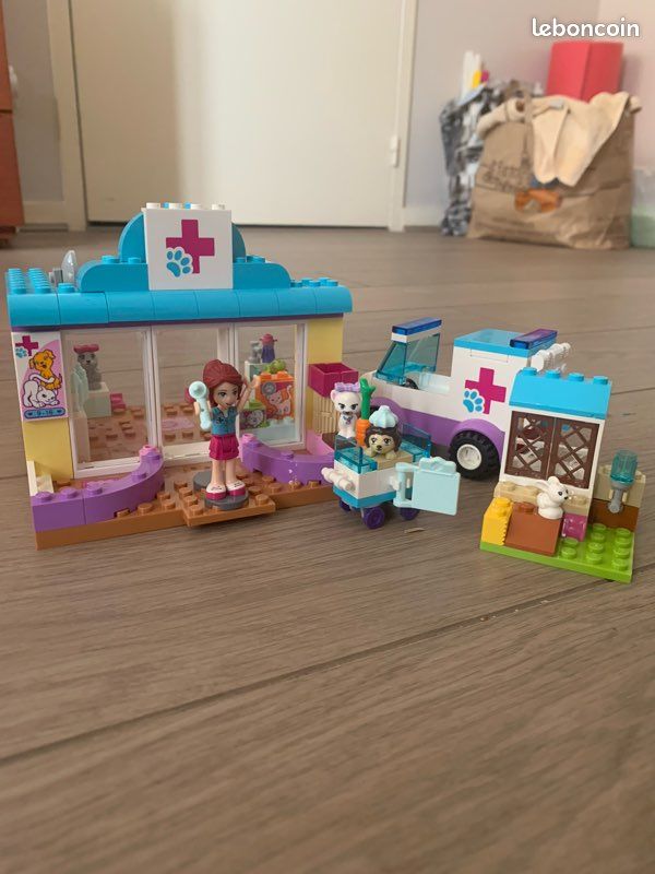 Lego Clinic Pet Clinic Lego Heartlake City Vet Clinic LEGO