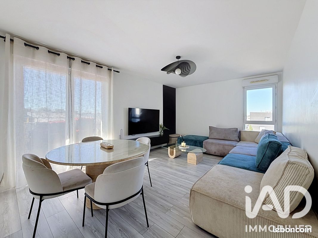 Appartement 5 pièces 82 m² · à Valenton · 82 m² · 300 000 €