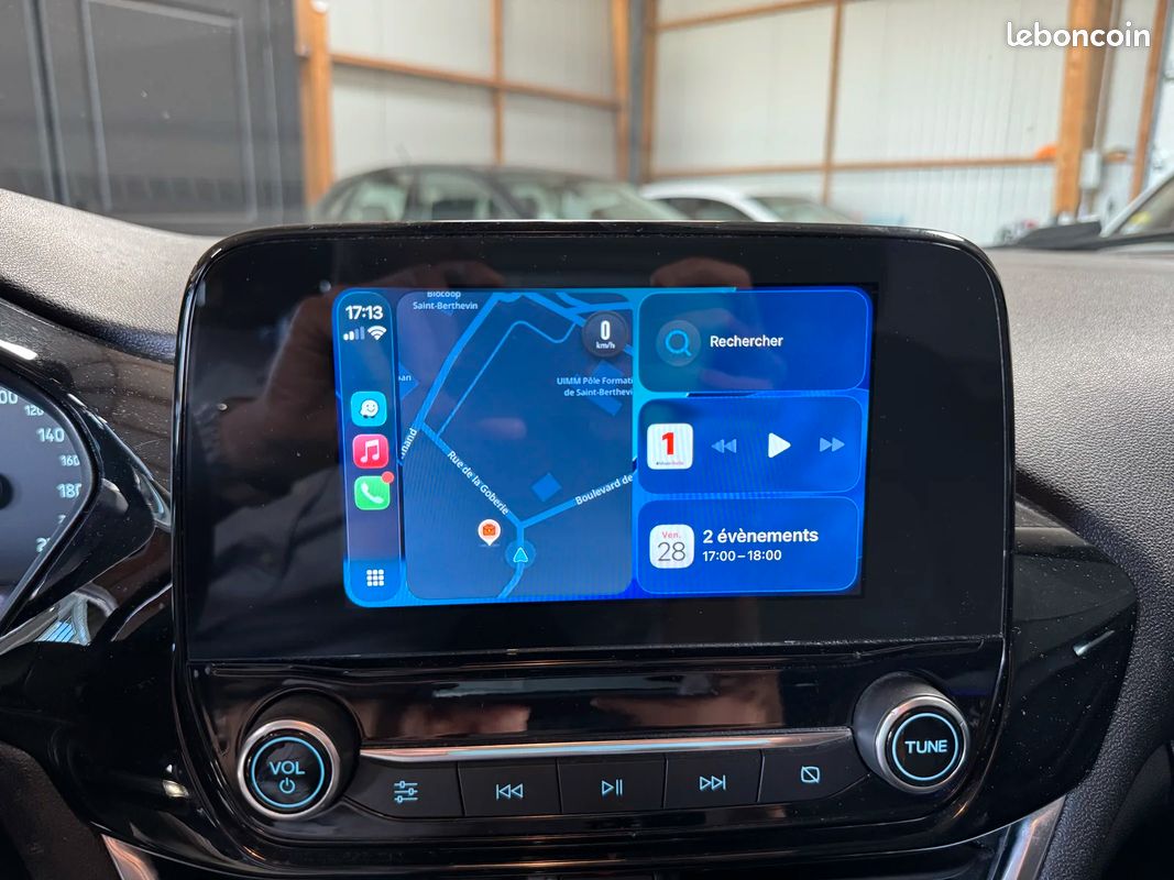 Ford FIESTA 1.0 ECOBOOST 100CH TREND 5P - APPLE CARPLAY / ATTELAGE / RADARS DE RECUL (image 27)