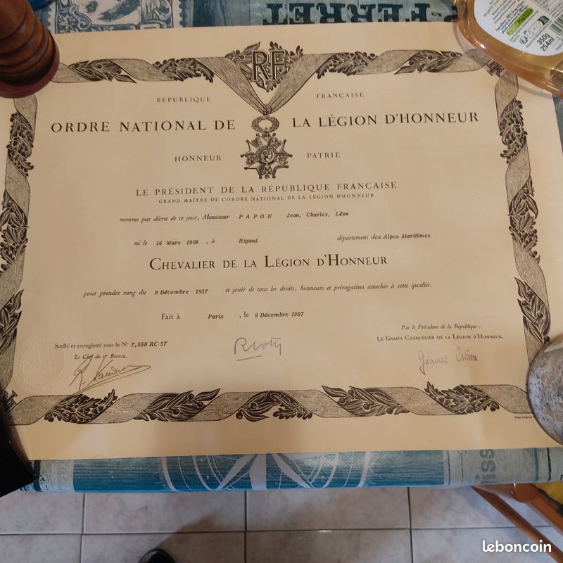 Légion d'honneur de Jean-Charles Léon Papon 1957 (image 1)