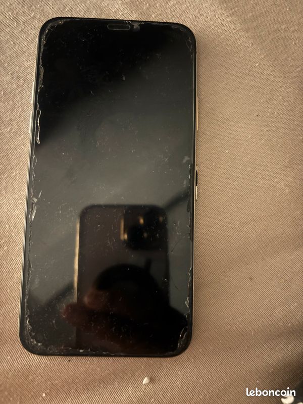IPhone X (image 2)
