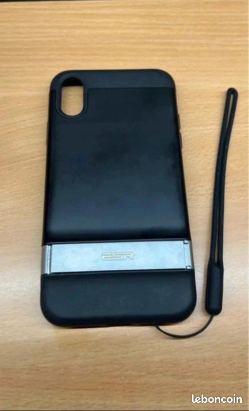 Coque IPhone XR avec béquille (image 1)