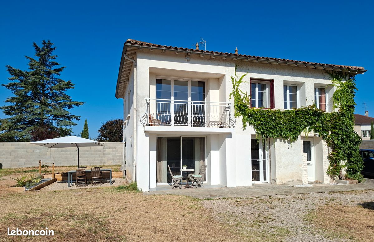 Maison 4 pièces 125 m² · à Saint-Jean-de-Niost · 125 m² · 345 000 €