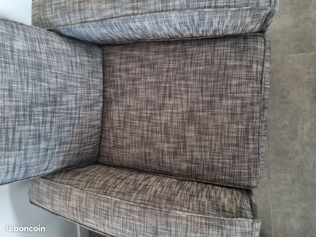 Lot de deux fauteuils (image 4)