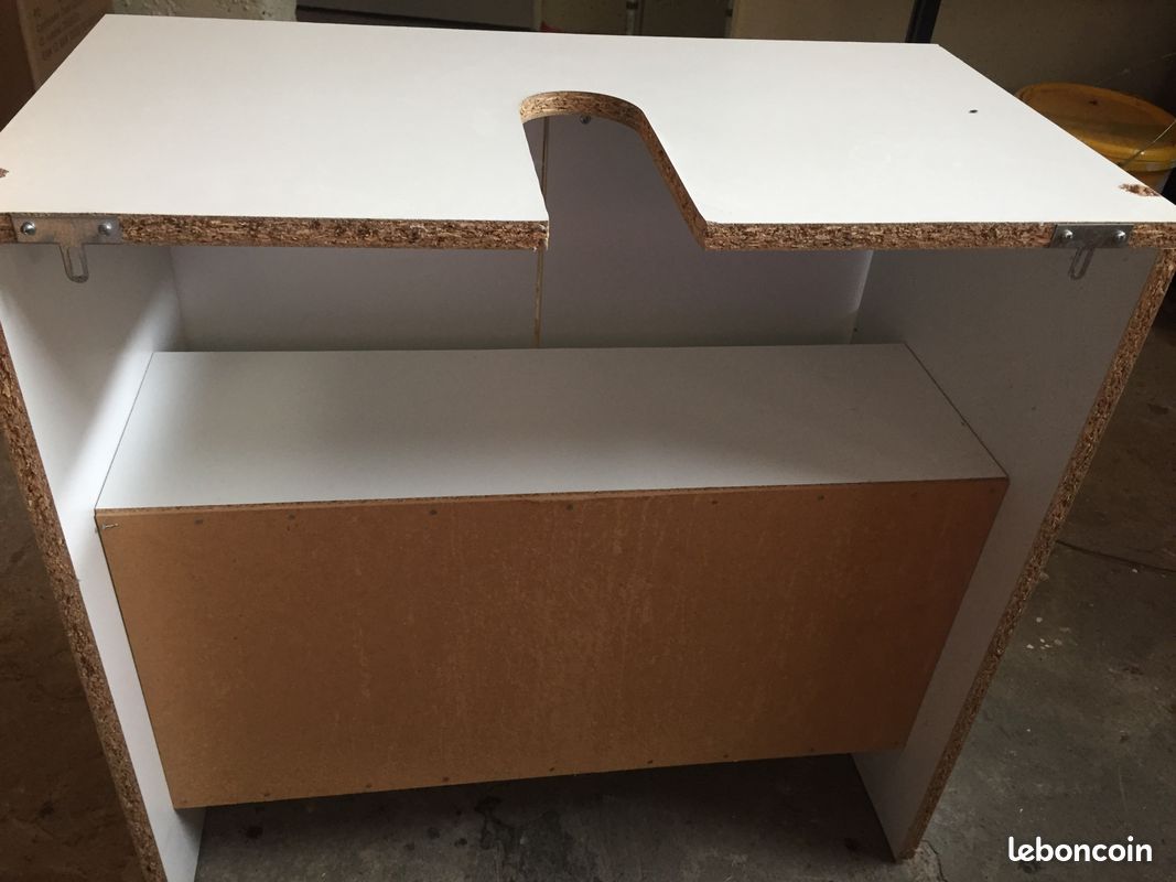 Placard salle de bain (image 3)